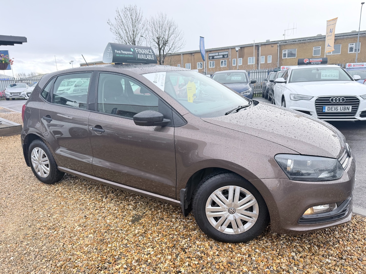 Used Volkswagen Polo 2015 for sale - 78178055: Photo 1