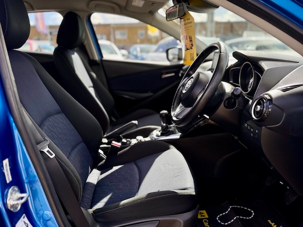 Used Mazda Mazda2 2015 for sale - 76234938: Photo 9