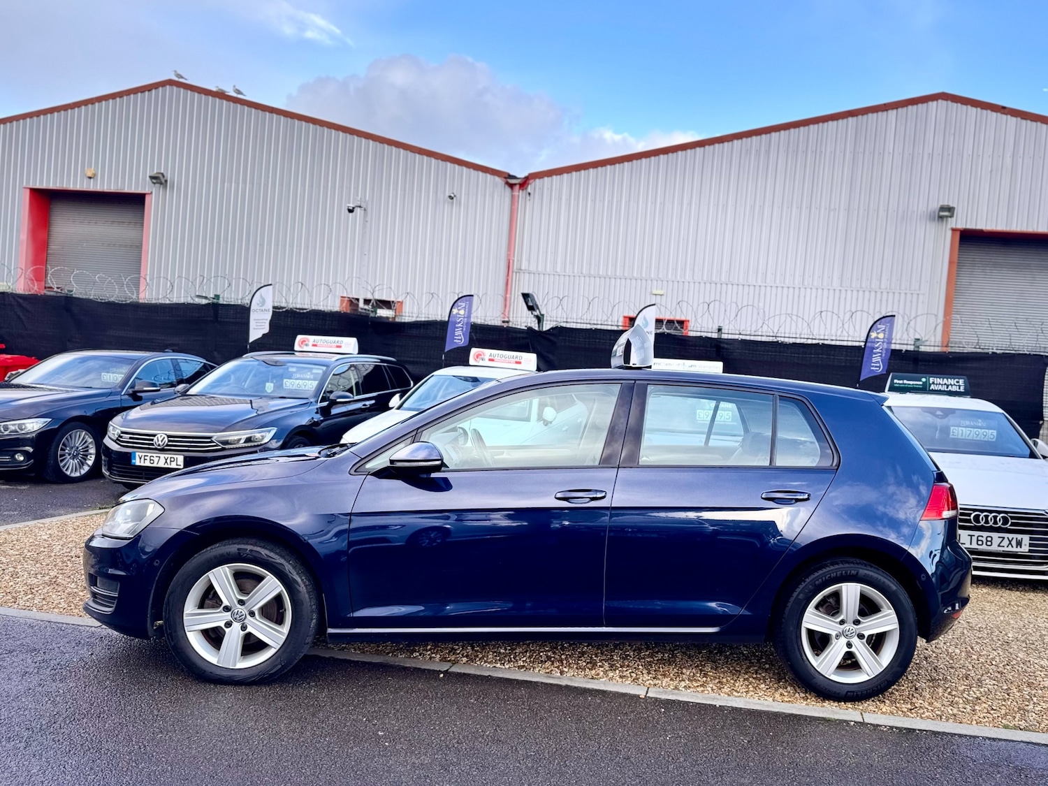 Used Volkswagen Golf 2015 for sale - 76957270: Photo 16