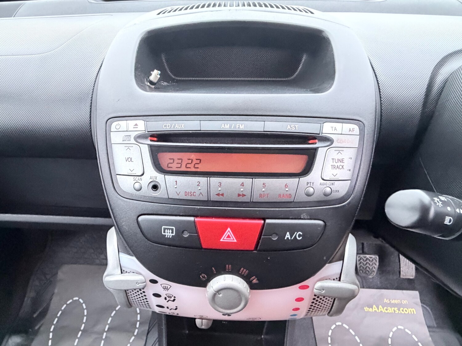 Used Toyota AYGO 2014 for sale - 77579603: Photo 32