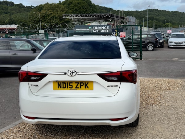 Used Toyota Avensis 2015 for sale - 76236433: Photo 35