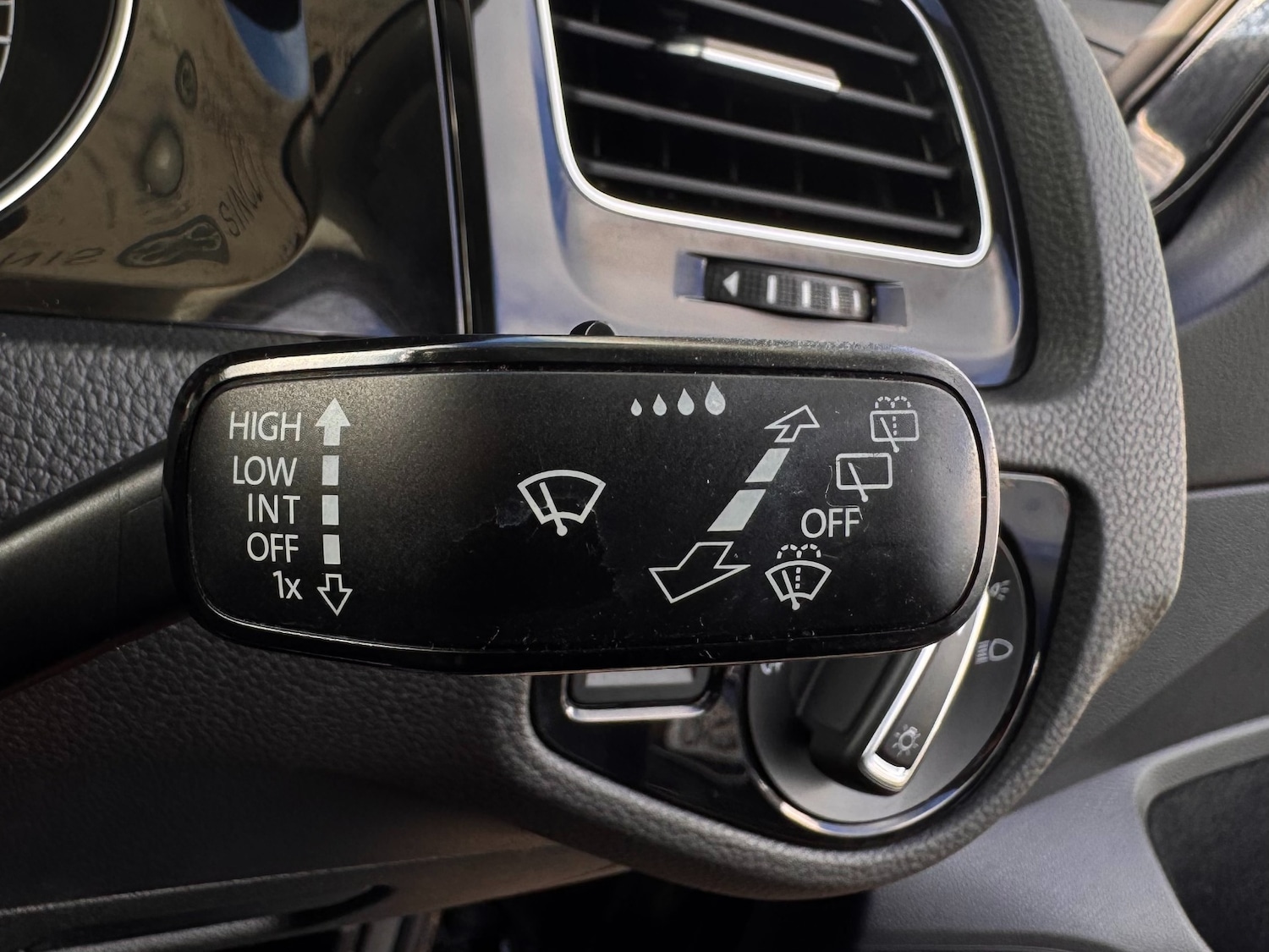 Used Volkswagen Golf 2015 for sale - 76737996: Photo 31