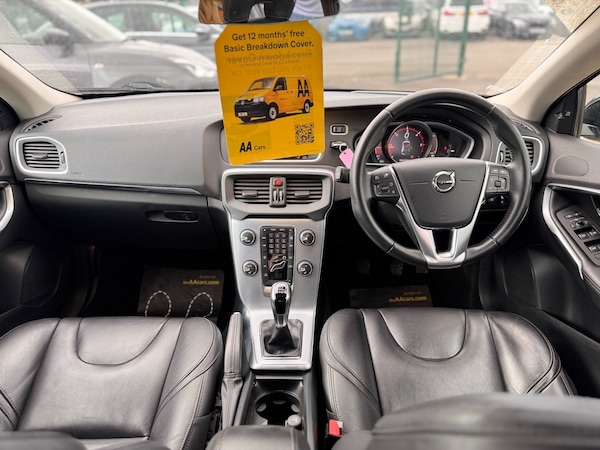 Used Volvo V40 2018 for sale - 76193491: Photo 10