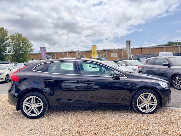 Used Volvo V40 2018 for sale - 76193491: Photo 13