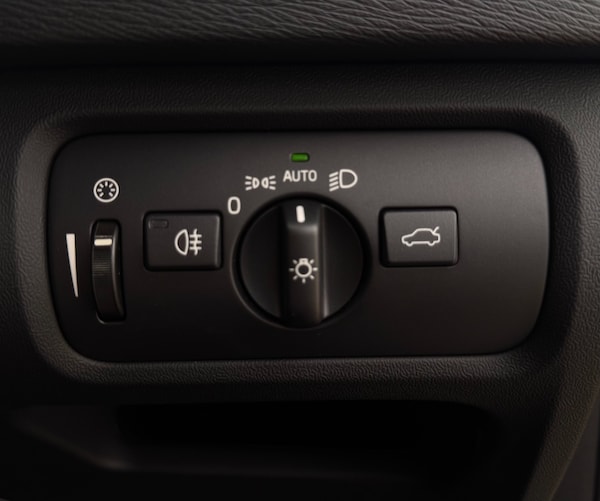 Used Volvo V40 2018 for sale - 76193491: Photo 26