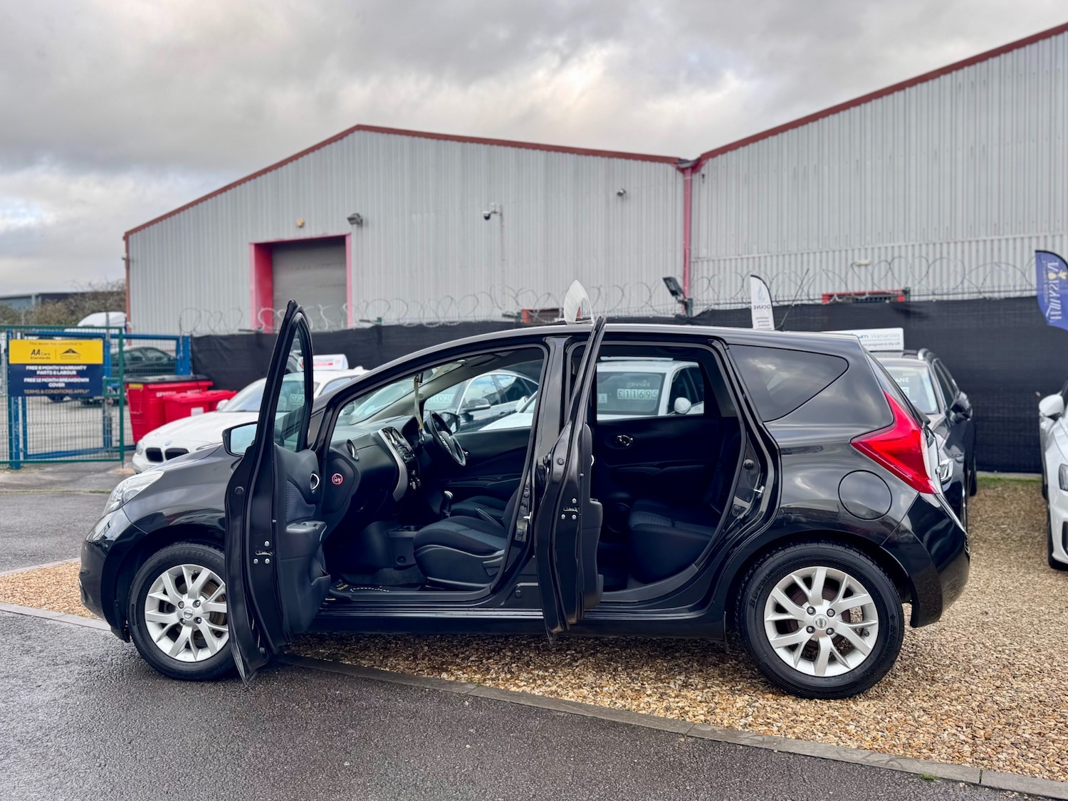 Used Nissan Note 2015 for sale - 76945860: Photo 44