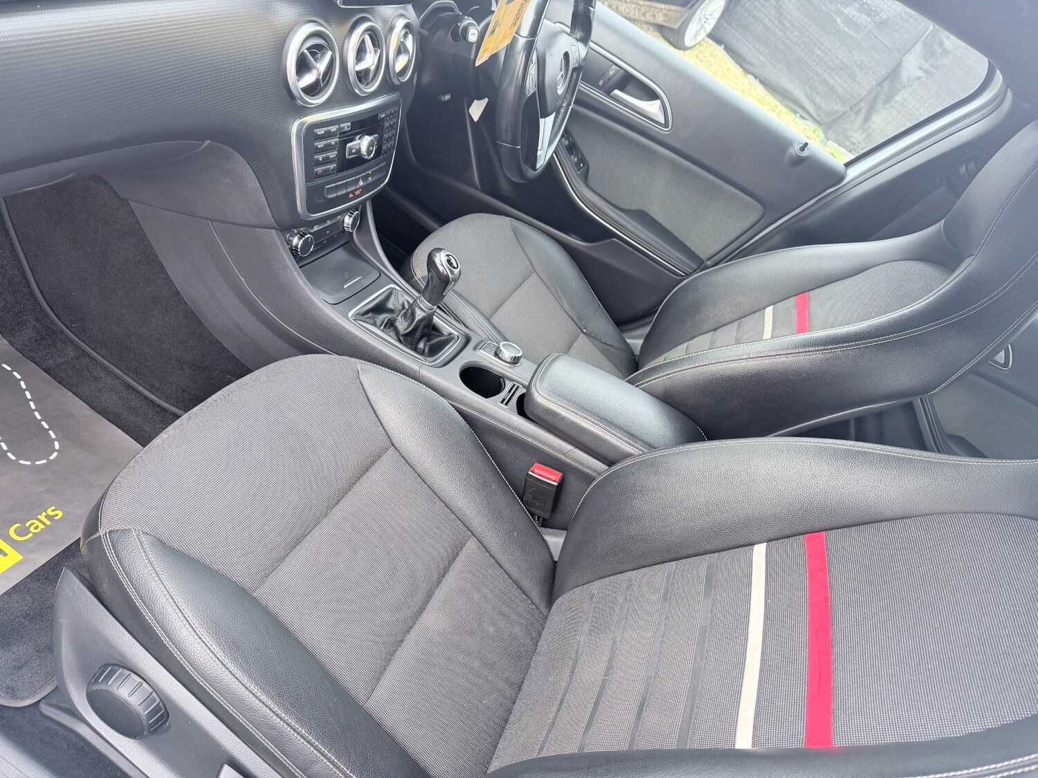 Used Mercedes-Benz A-Class 2015 for sale - 77760916: Photo 37