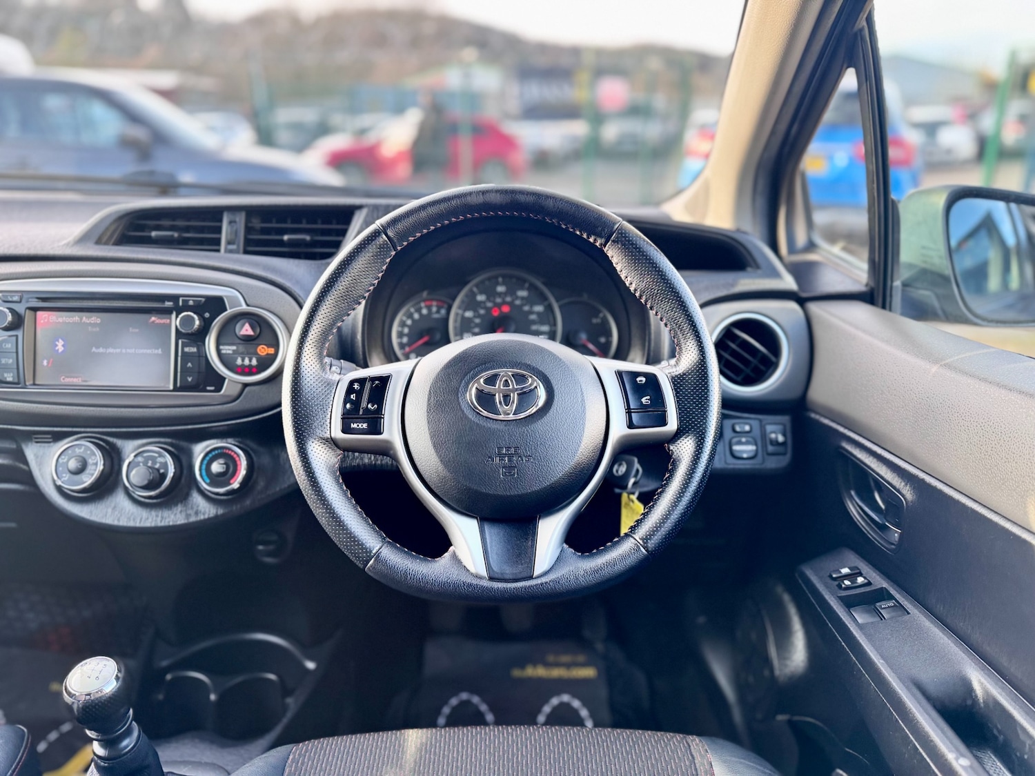 Used Toyota Yaris 2012 for sale - 77221385: Photo 11