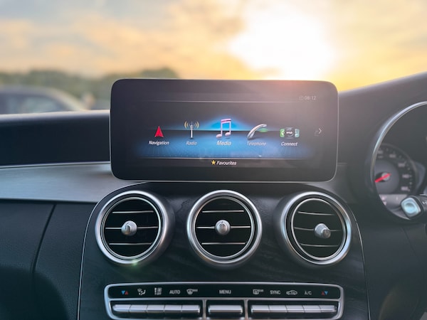 Used Mercedes-Benz C-Class 2019 for sale - 76237278: Photo 32