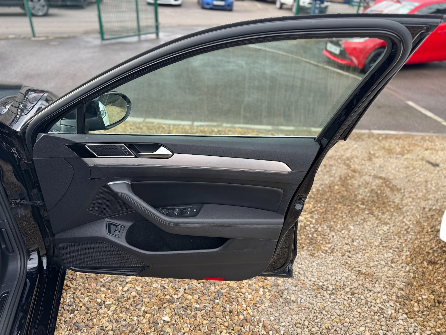 Used Volkswagen Passat 2017 for sale - 76452398: Photo 24