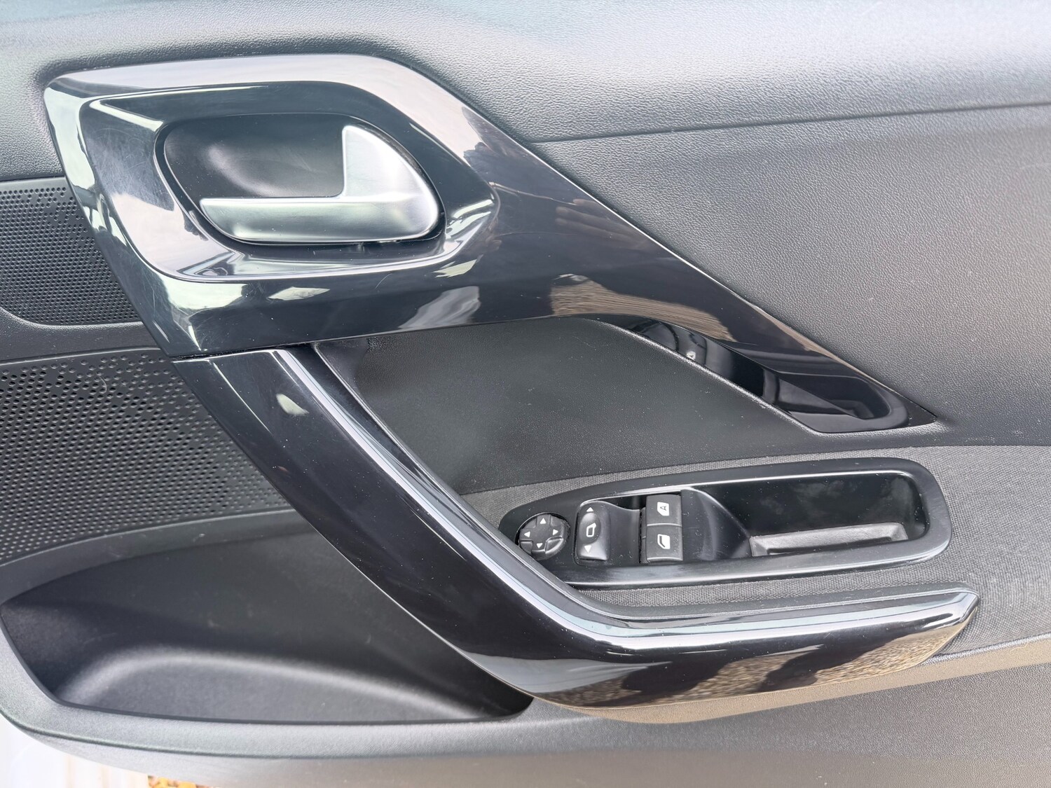 Used Peugeot 208 2016 for sale - 77802884: Photo 24