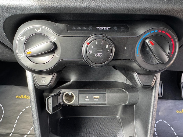 Used Kia Picanto 2018 for sale - 76236842: Photo 32
