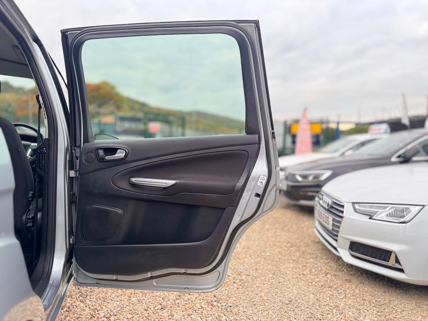 Used Ford Galaxy 2013 for sale - 76422294: Photo 38