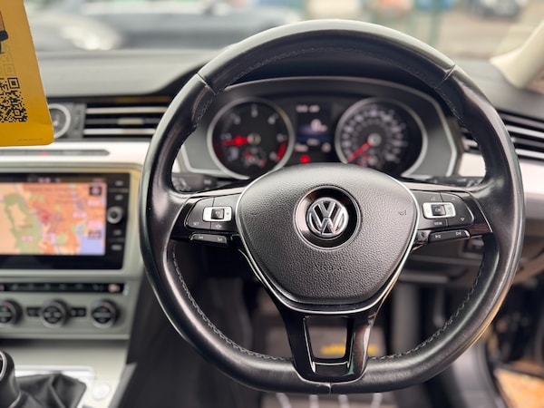 Used Volkswagen Passat 2018 for sale - 76237108: Photo 28