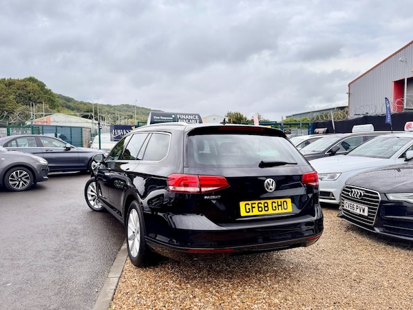 Used Volkswagen Passat 2018 for sale - 76237108: Photo 8