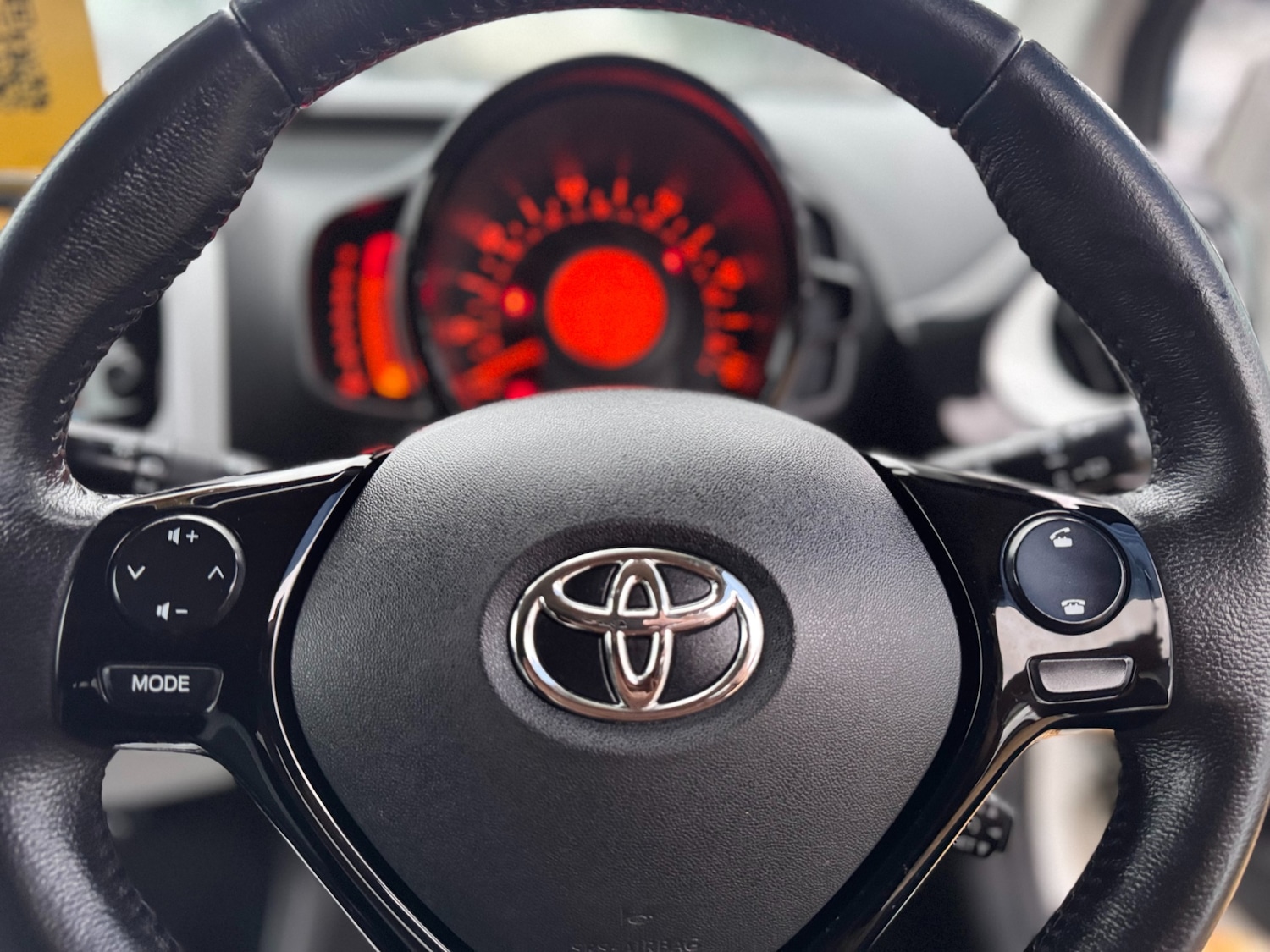 Used Toyota AYGO 2017 for sale - 76577354: Photo 30