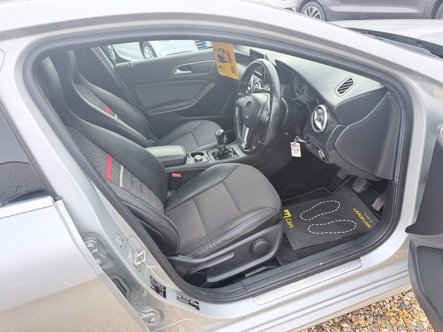 Used Mercedes-Benz A-Class 2015 for sale - 77618383: Photo 8