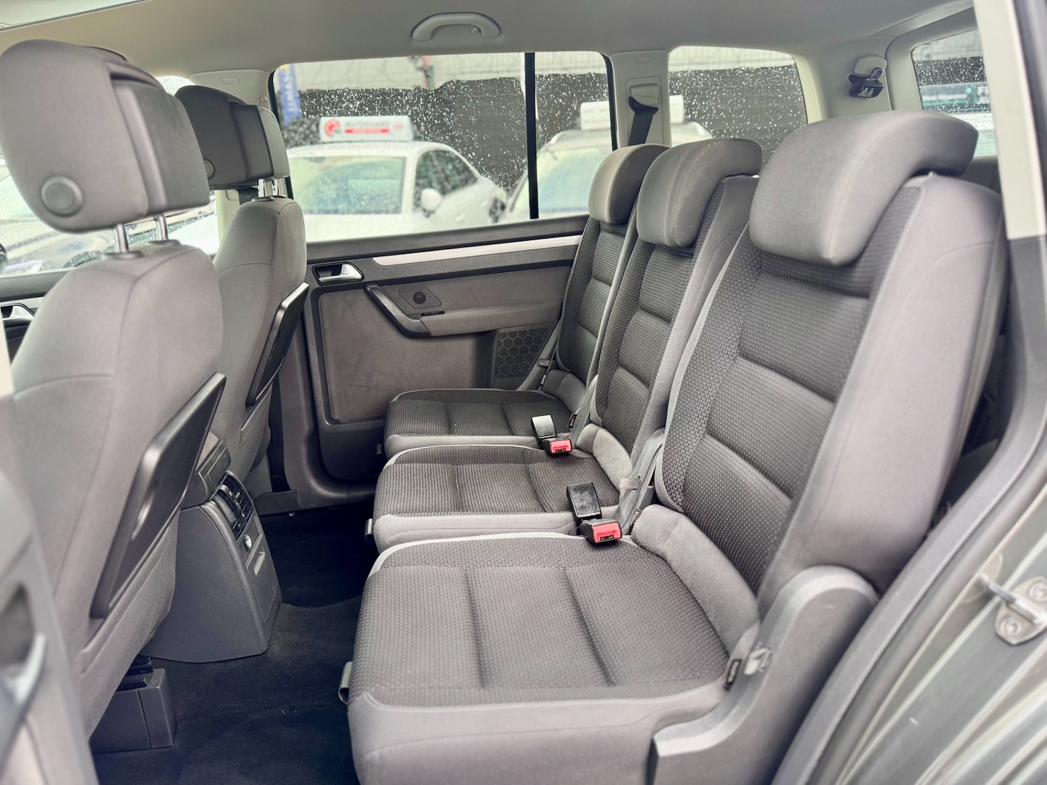 Used Volkswagen Touran 2015 for sale - 76426499: Photo 42