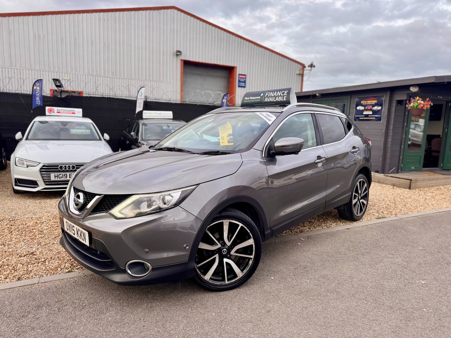 Used Nissan Qashqai 2015 for sale - 76384567: Photo 3