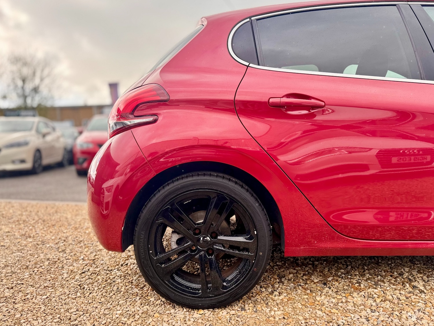 Used Peugeot 208 2015 for sale - 76384294: Photo 22