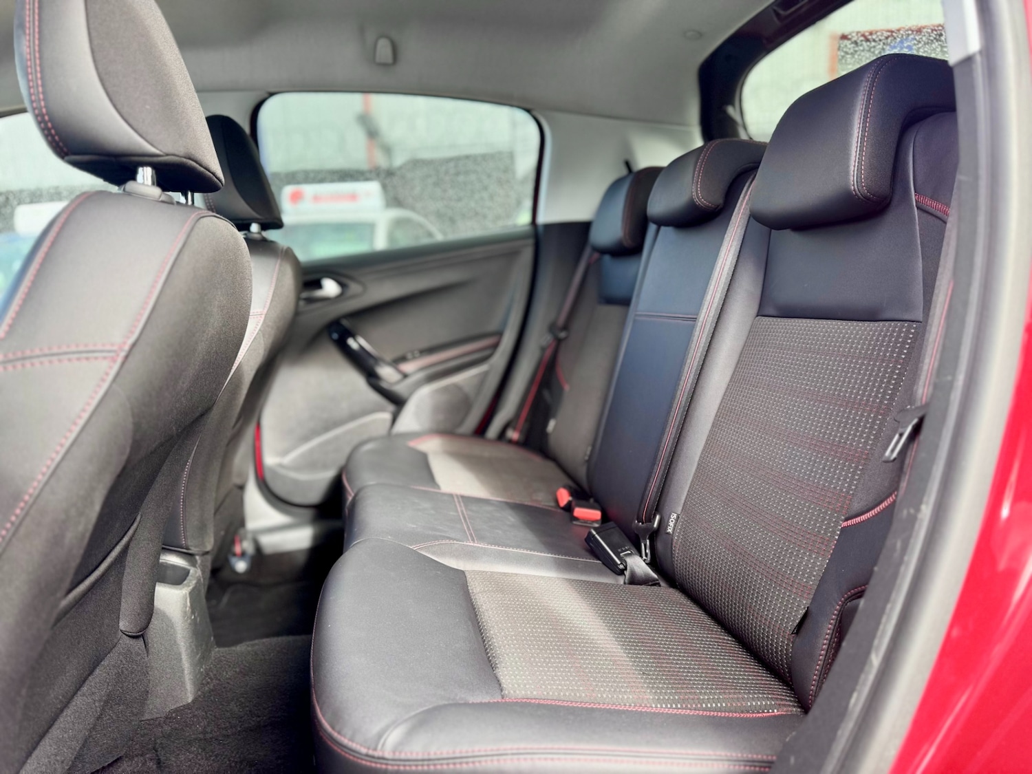 Used Peugeot 208 2015 for sale - 76384294: Photo 42