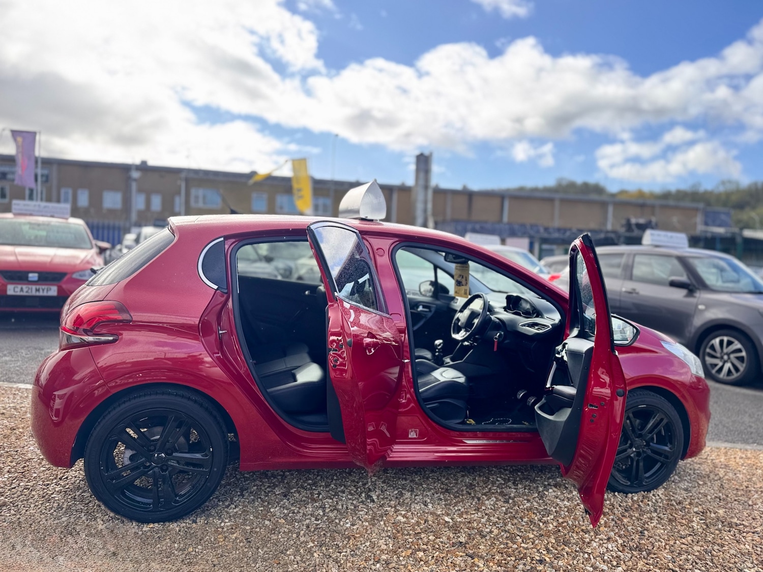 Used Peugeot 208 2015 for sale - 76384294: Photo 46