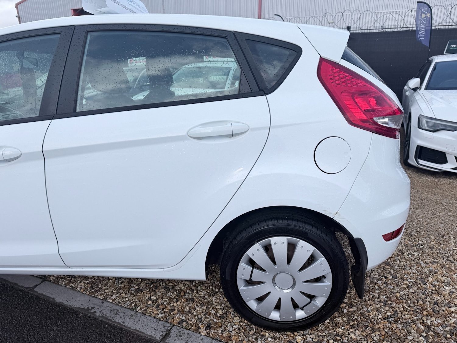 Used Ford Fiesta 2010 for sale - 77339283: Photo 21