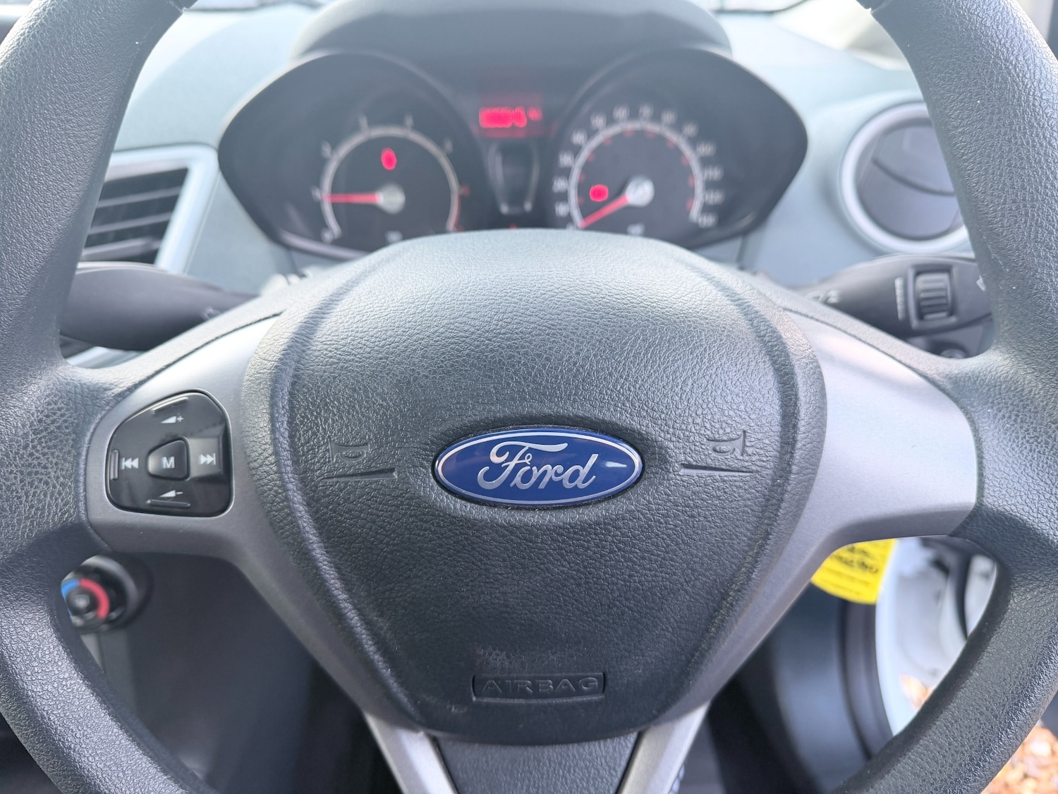 Used Ford Fiesta 2010 for sale - 77339283: Photo 28