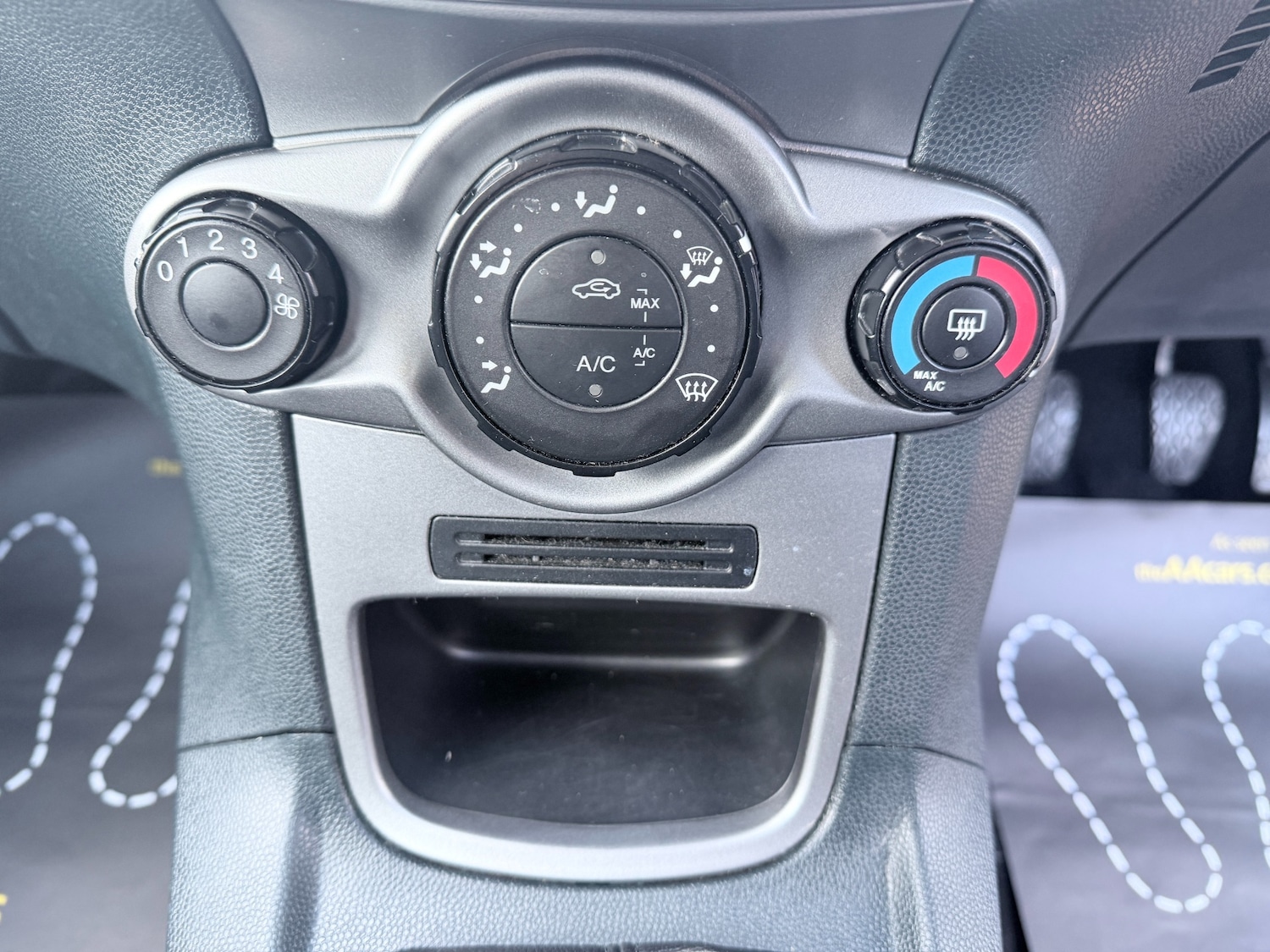 Used Ford Fiesta 2010 for sale - 77339283: Photo 30