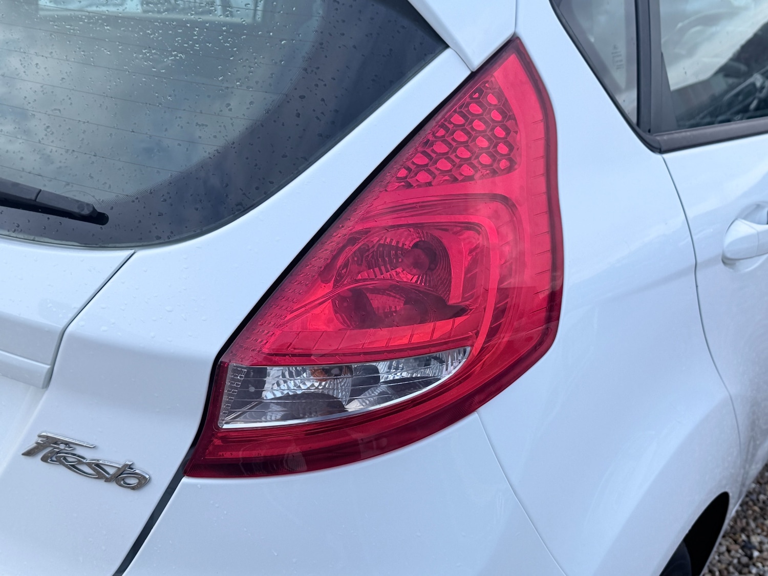 Used Ford Fiesta 2010 for sale - 77339283: Photo 40