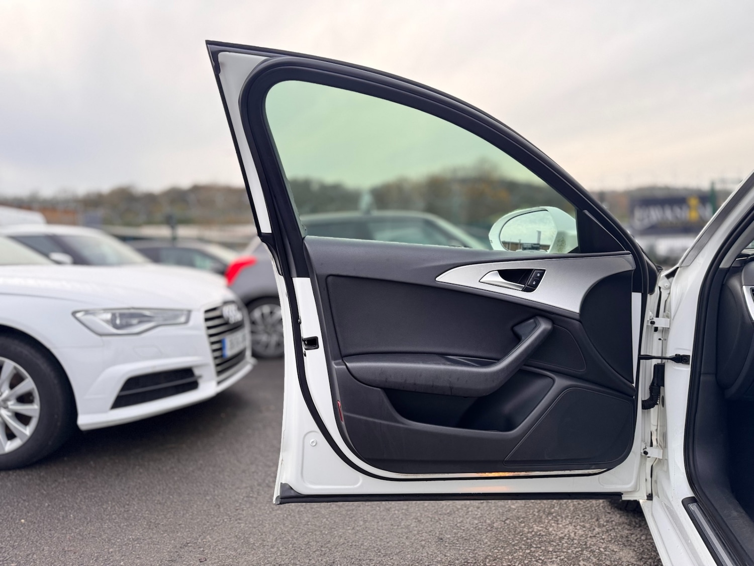 Used Audi A6 2012 for sale - 77168110: Photo 42