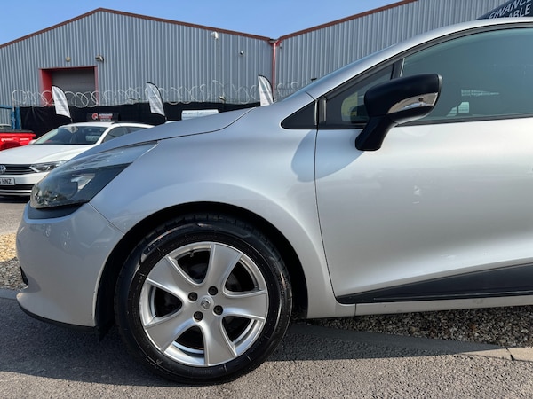 Used Renault Clio 2014 for sale - 76234943: Photo 22