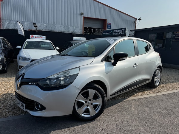 Used Renault Clio 2014 for sale - 76234943: Photo 3