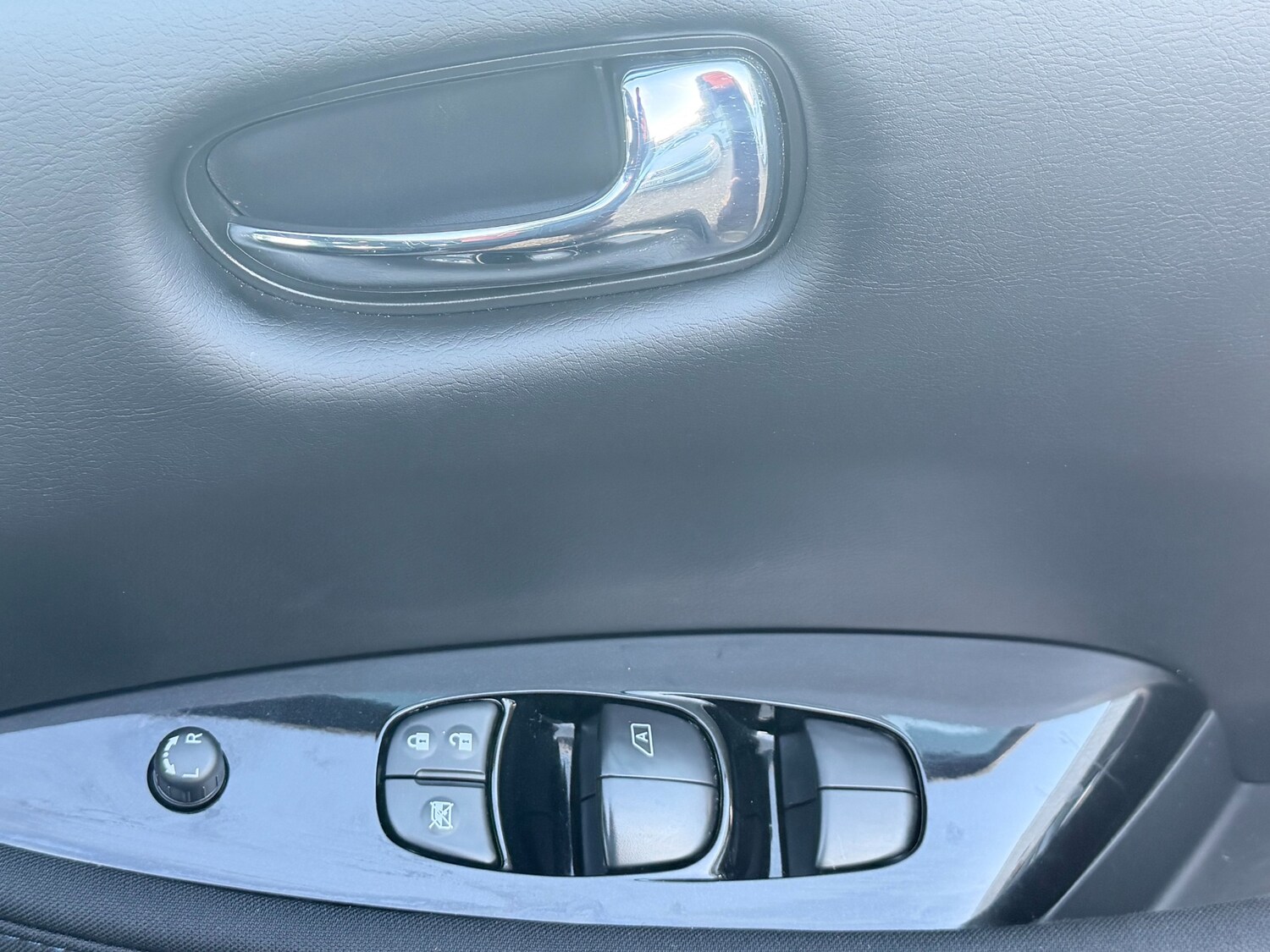 Used Nissan Leaf 2020 for sale - 77950956: Photo 24