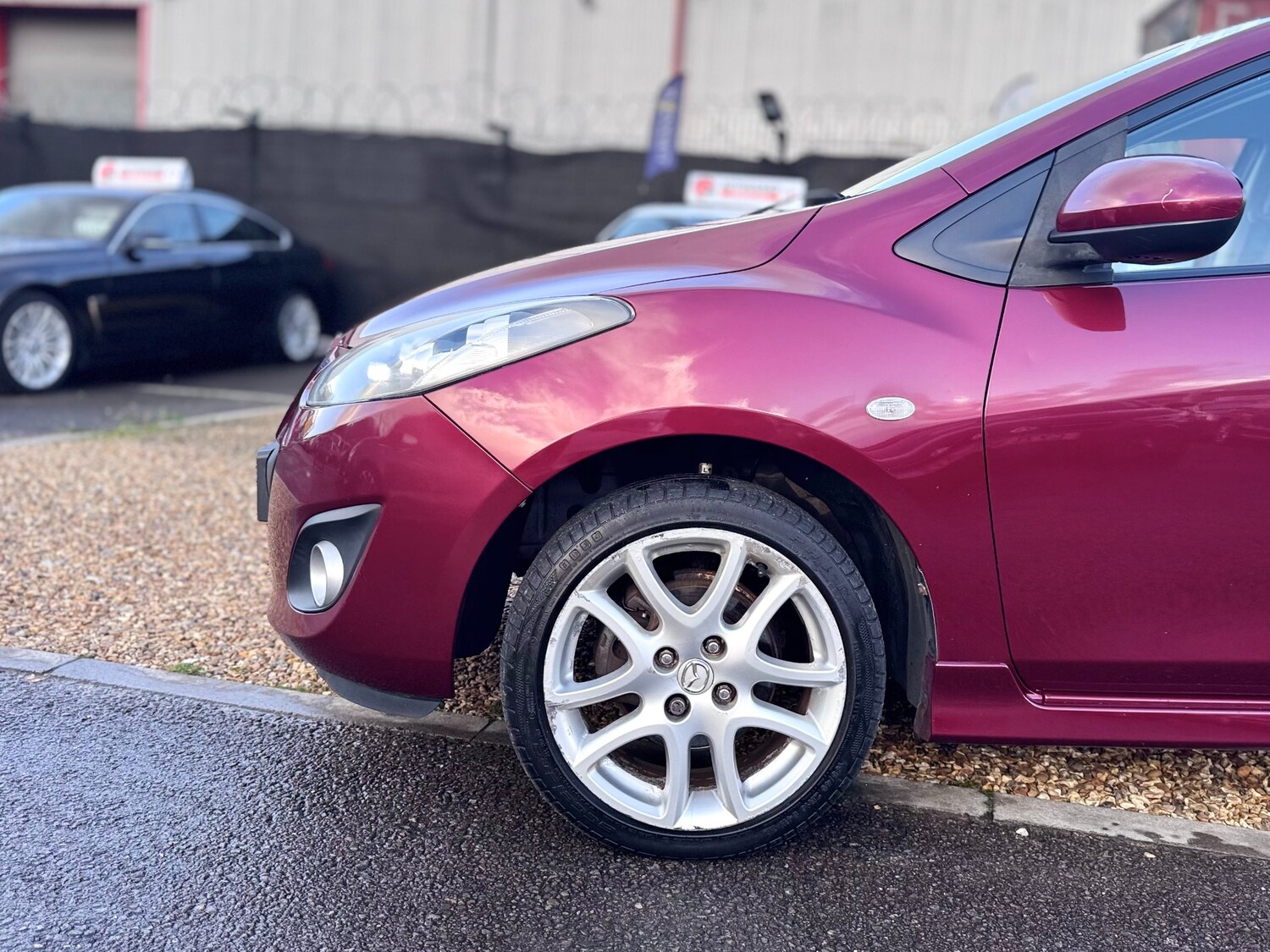 Used Mazda Mazda2 2011 for sale - 77846092: Photo 24