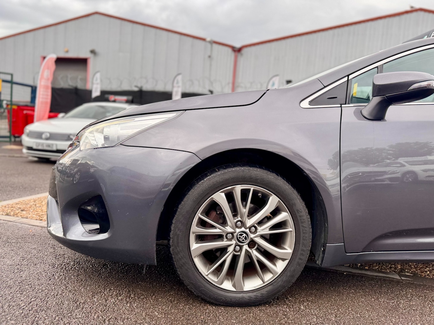 Used Toyota Avensis 2016 for sale - 76366740: Photo 24