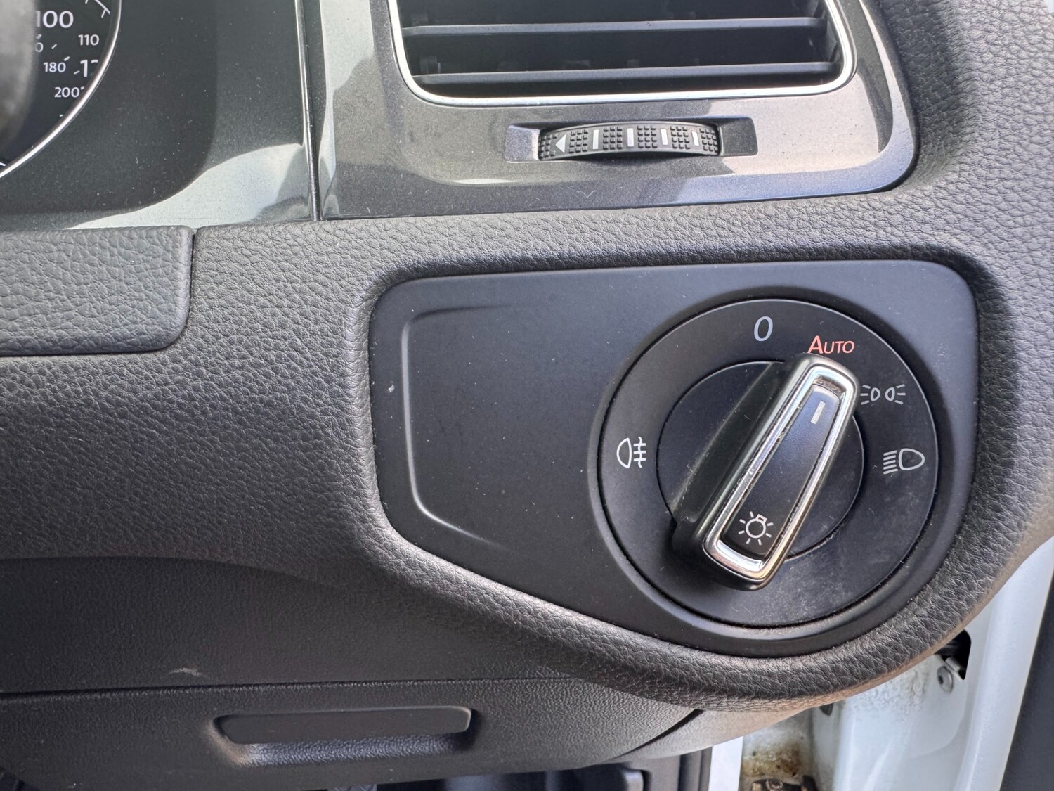 Used Volkswagen Golf 2018 for sale - 77689527: Photo 26