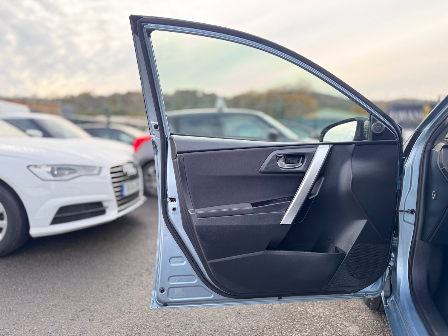 Used Toyota Auris 2015 for sale - 76763331: Photo 41