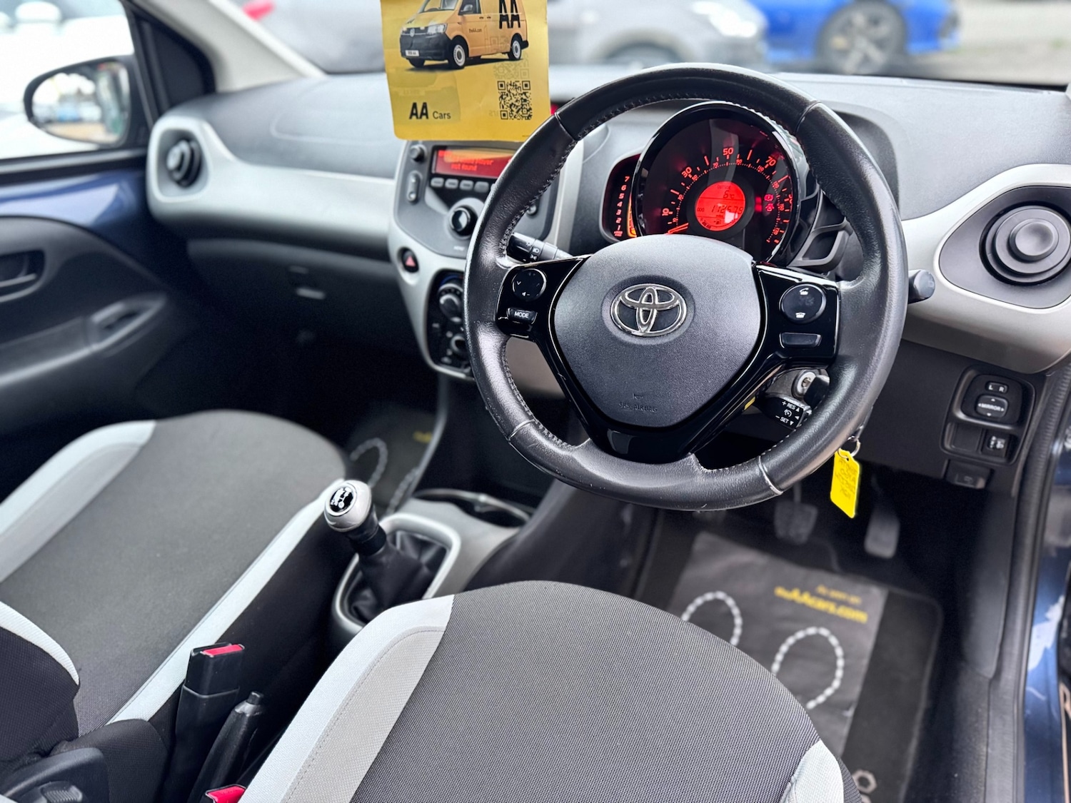 Used Toyota AYGO 2015 for sale - 77404623: Photo 35