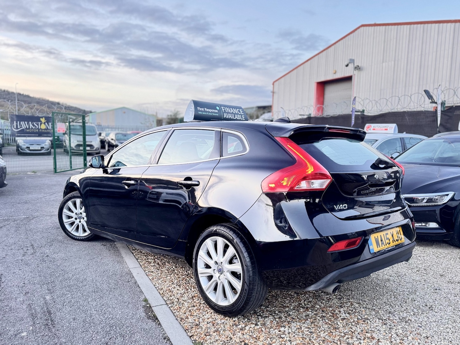 Used Volvo V40 2015 for sale - 76682304: Photo 6