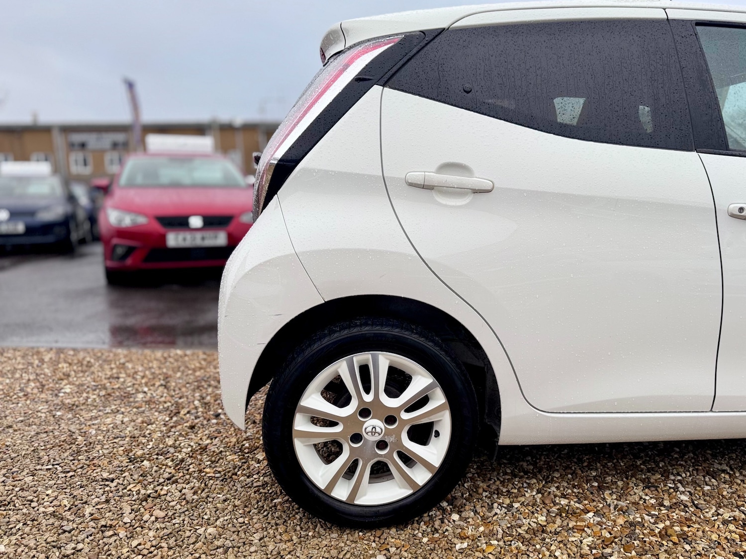 Used Toyota AYGO 2017 for sale - 77297360: Photo 22