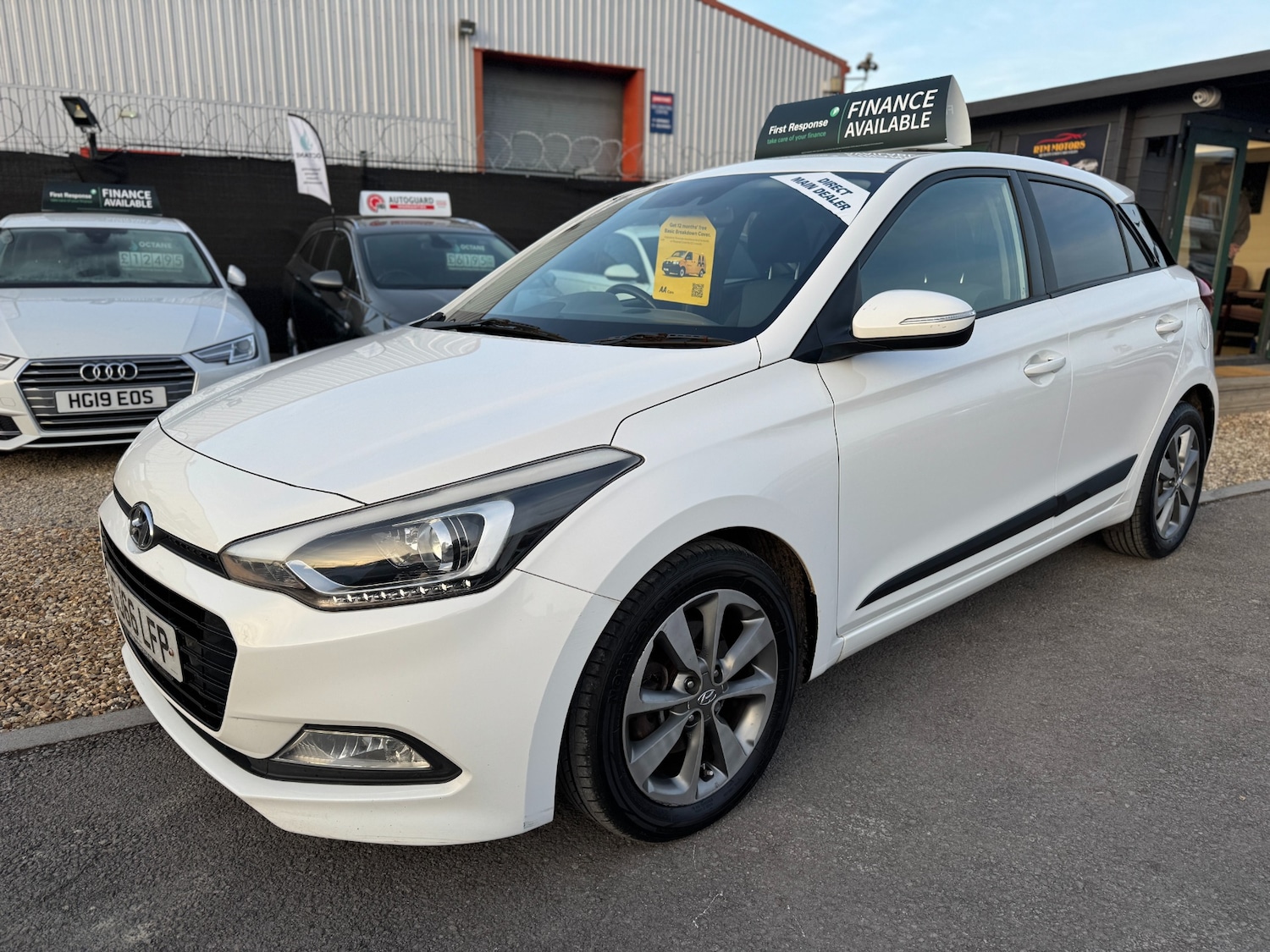 Used Hyundai i20 2016 for sale - 77947303: Photo 3