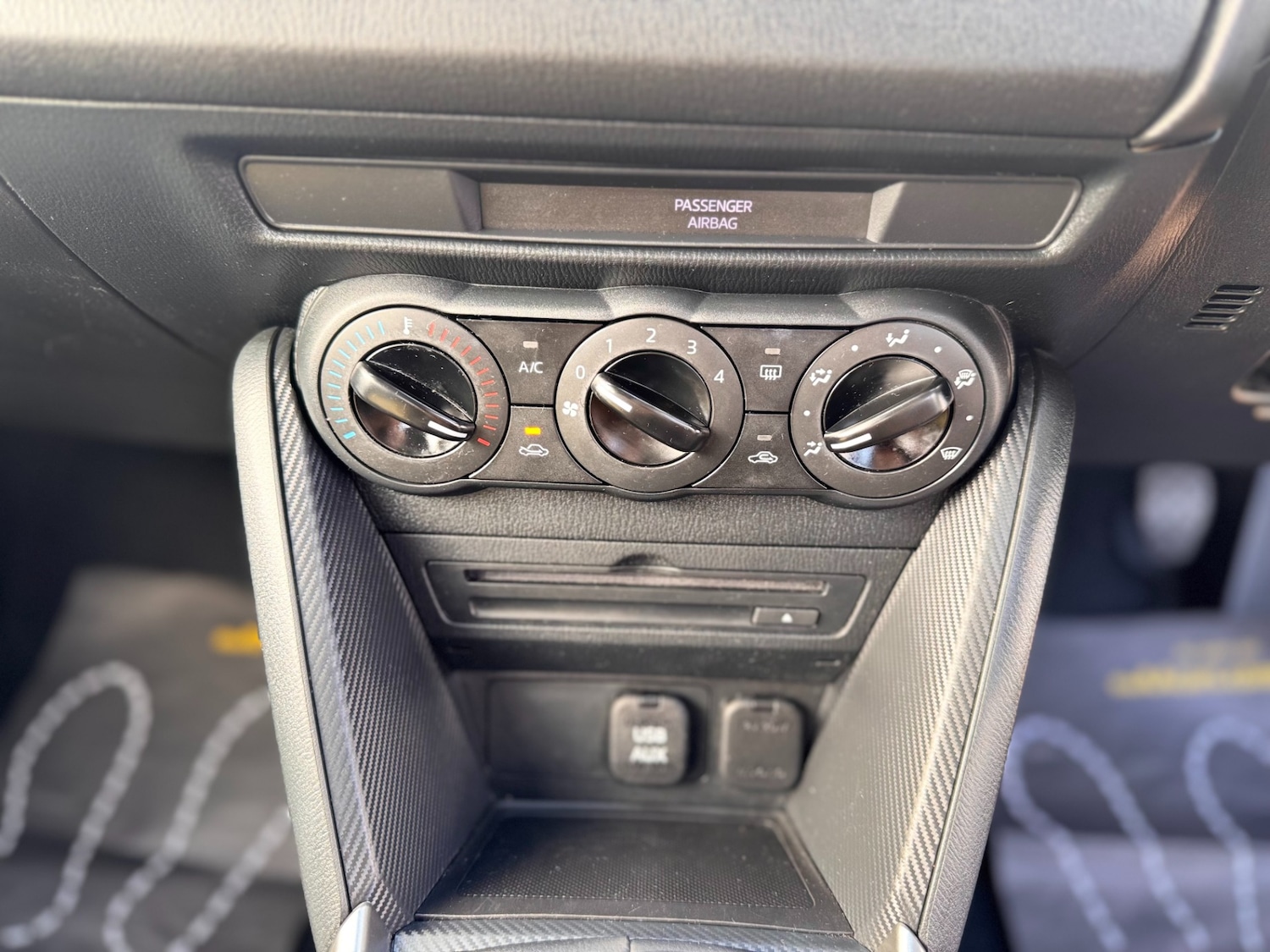 Used Mazda Mazda2 2015 for sale - 76859581: Photo 34