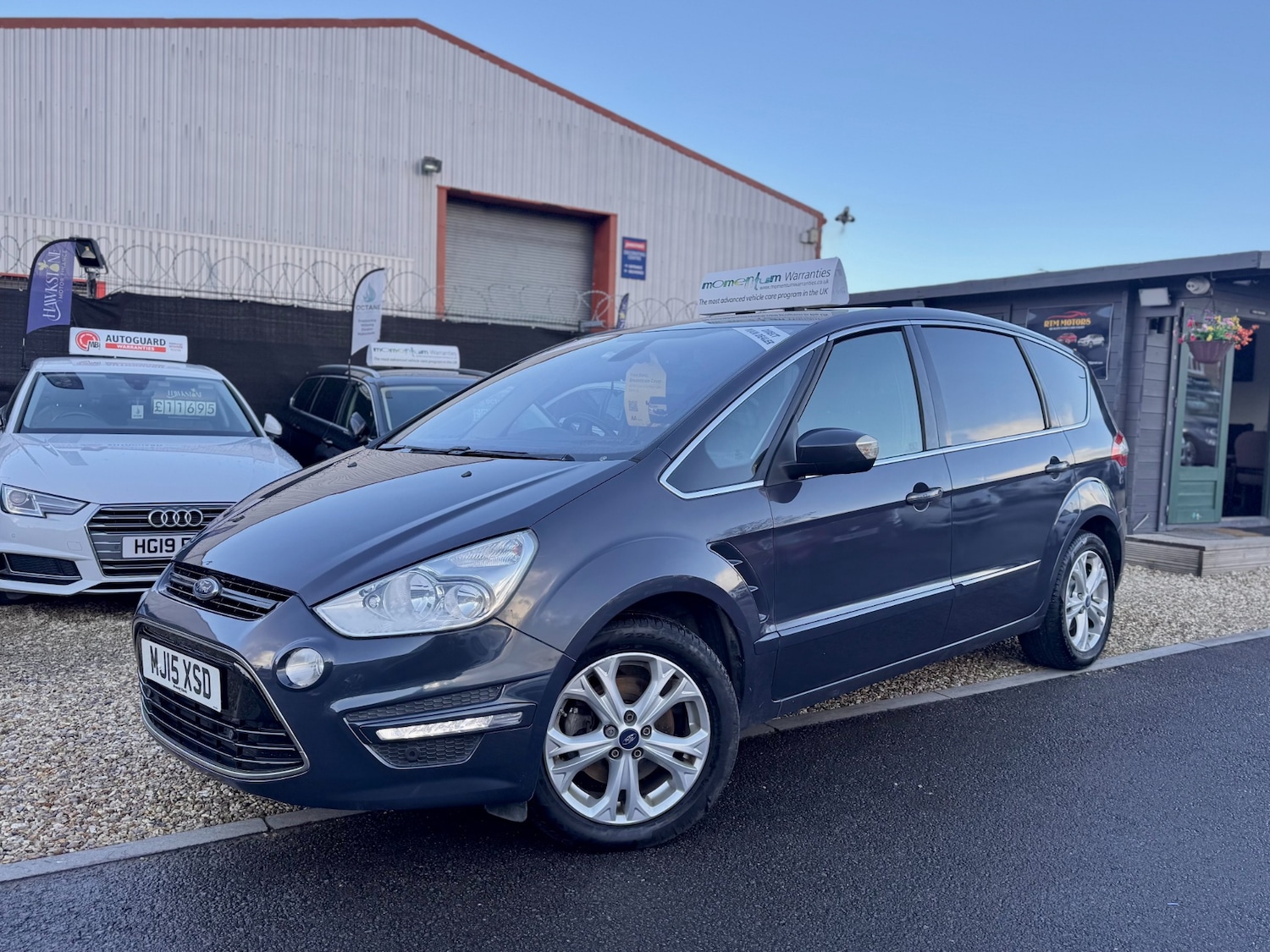 Used Ford S-Max 2015 for sale - 76682079: Photo 3