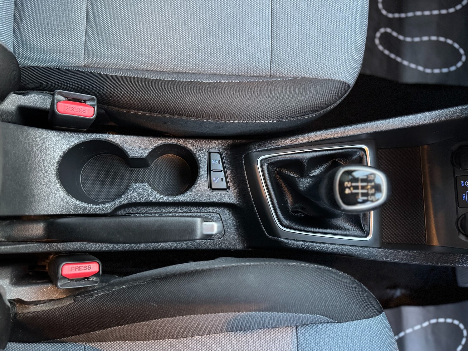 Used Hyundai i20 2016 for sale - 77902331: Photo 30