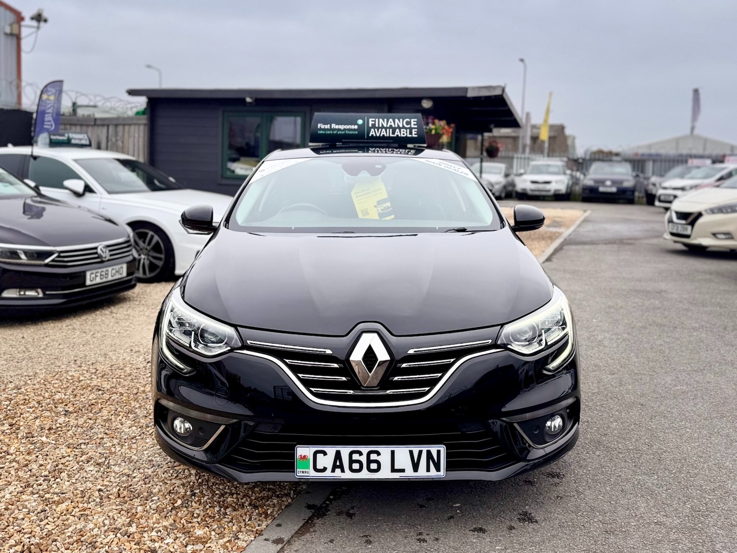 Used Renault Megane 2016 for sale - 76651166: Photo 2