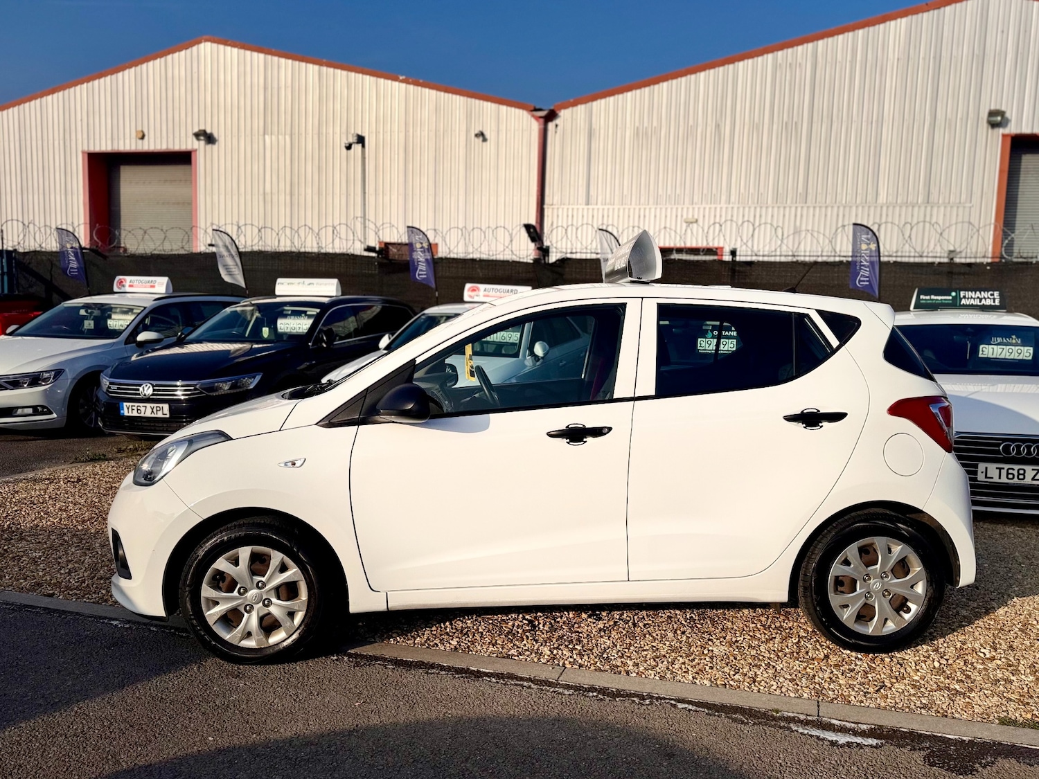 Used Hyundai i10 2016 for sale - 76366340: Photo 16