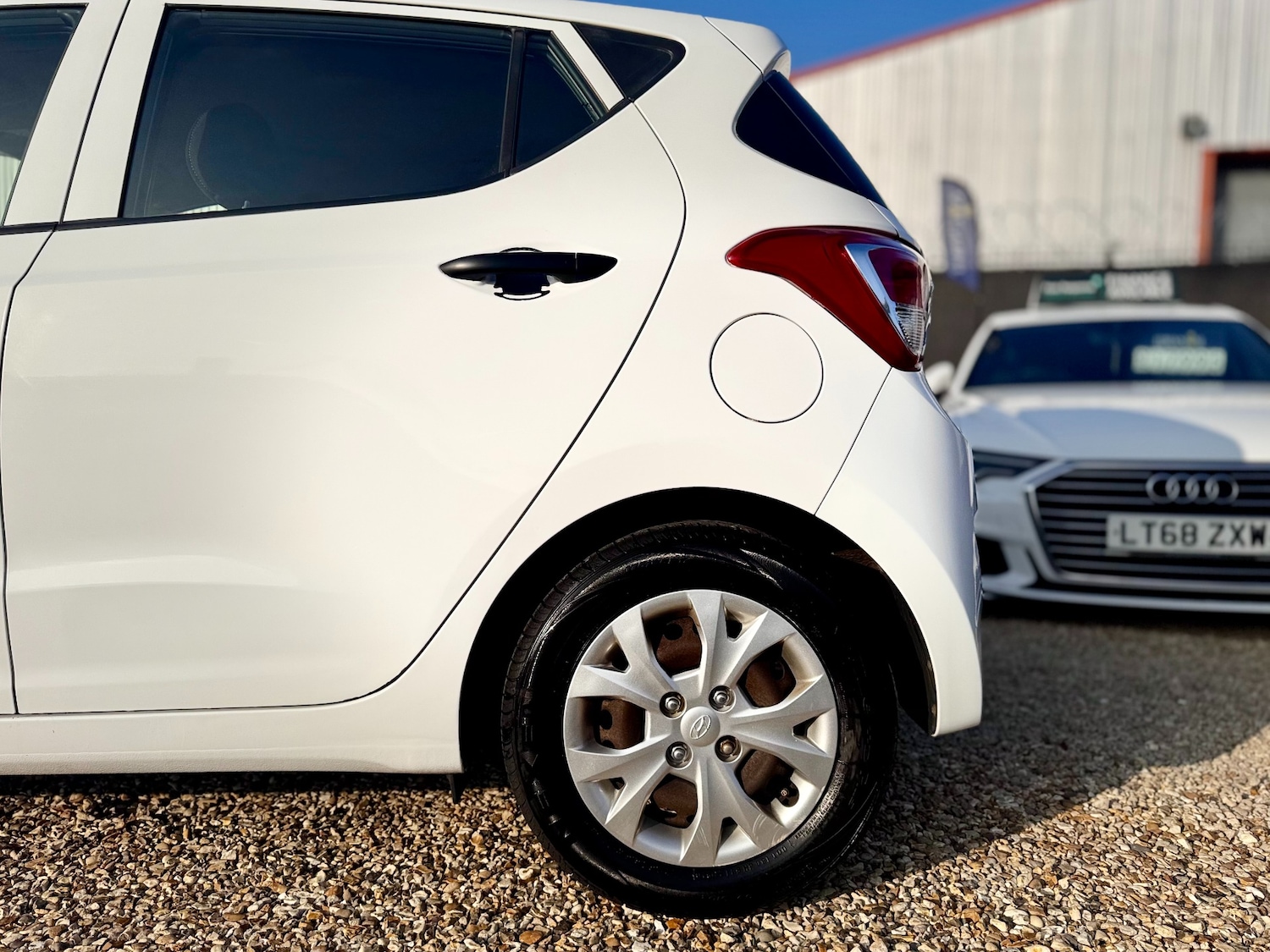 Used Hyundai i10 2016 for sale - 76366340: Photo 23