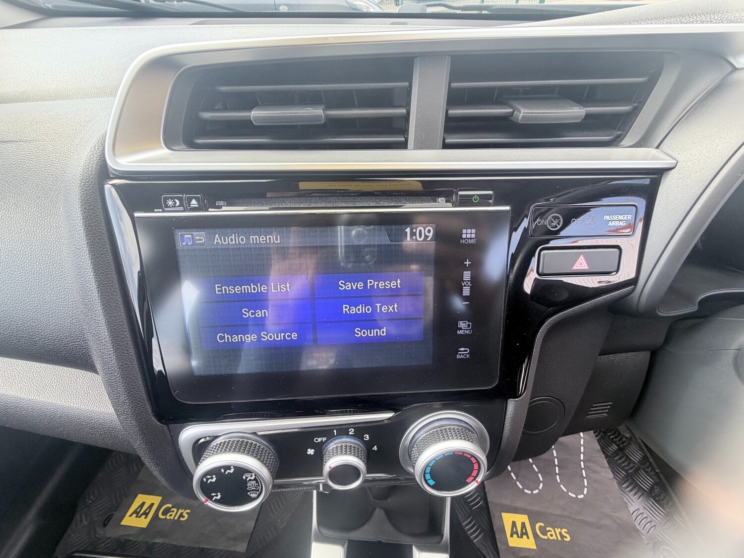 Used Honda Jazz 2018 for sale - 78067806: Photo 30