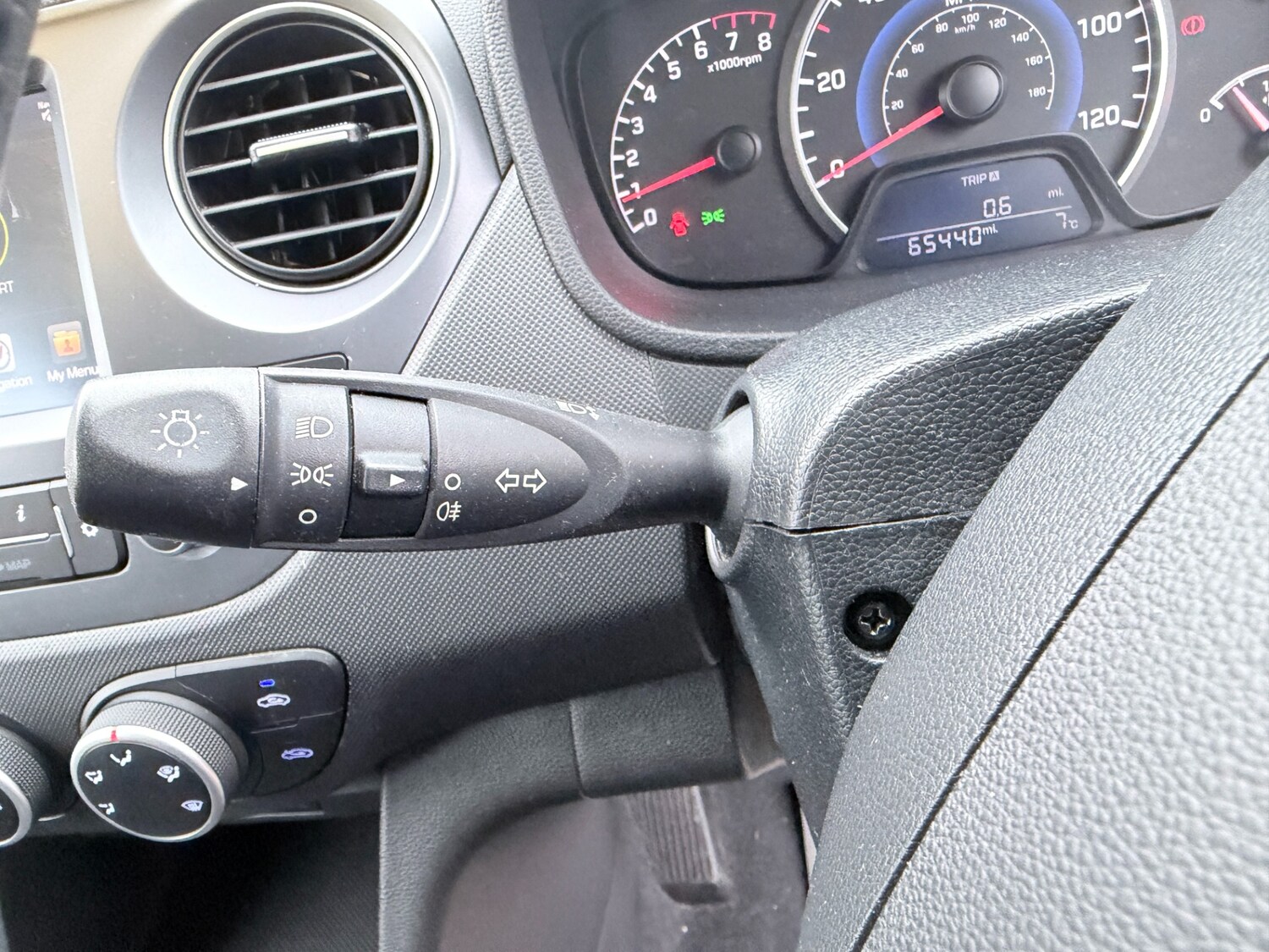 Used Hyundai i10 2018 for sale - 77846518: Photo 30